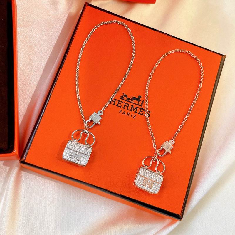 Hermes Bracelet 06yxh39